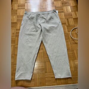 Lululemon Lab textured grid jogger